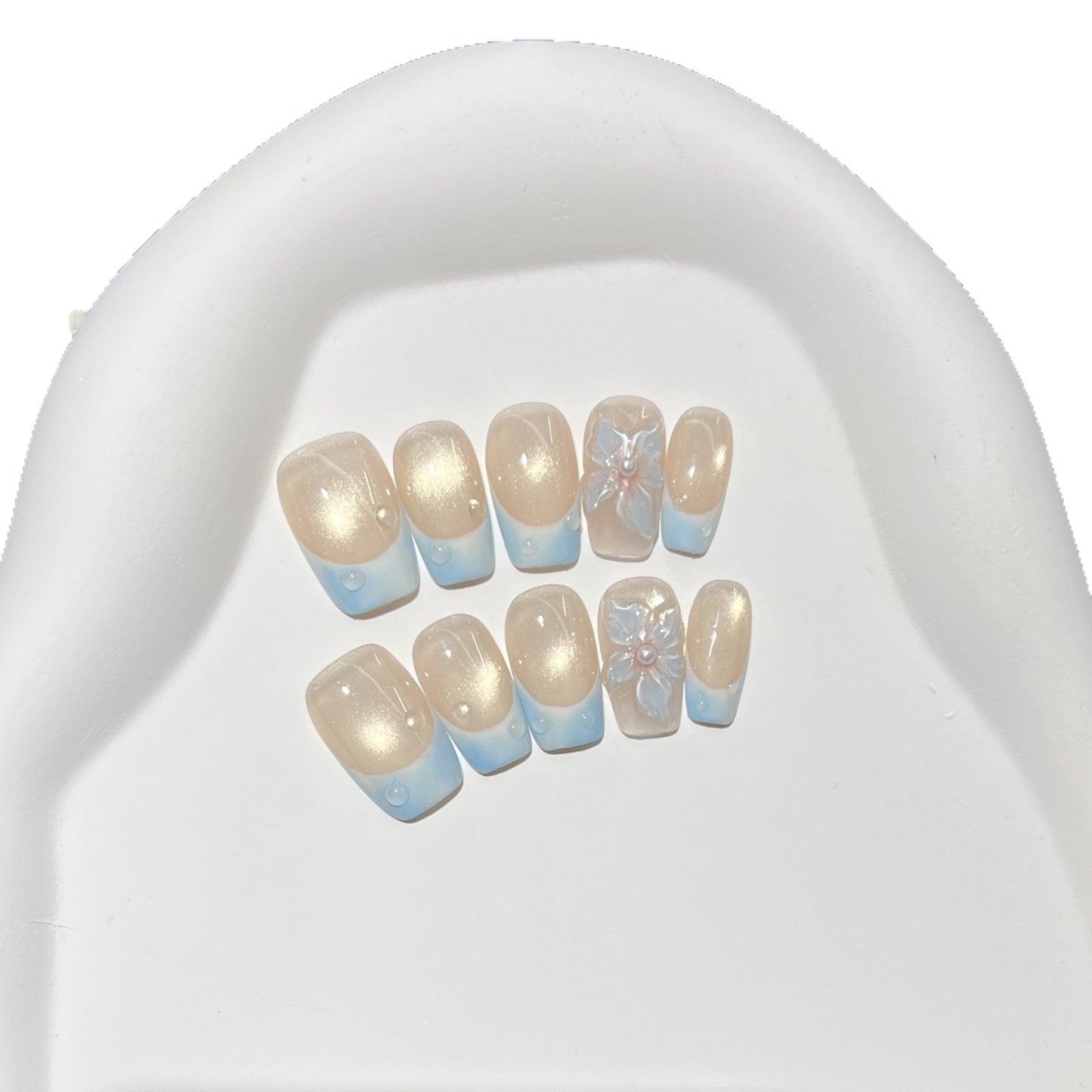 Decorative Press-On Nail Art Set with Floral Design Acalora