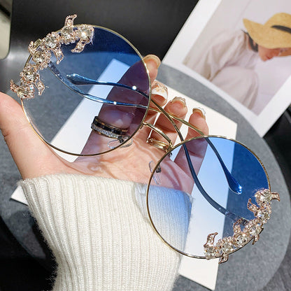 Women's fashion sunglasses with an extravagant design and sparkling accents Brehn