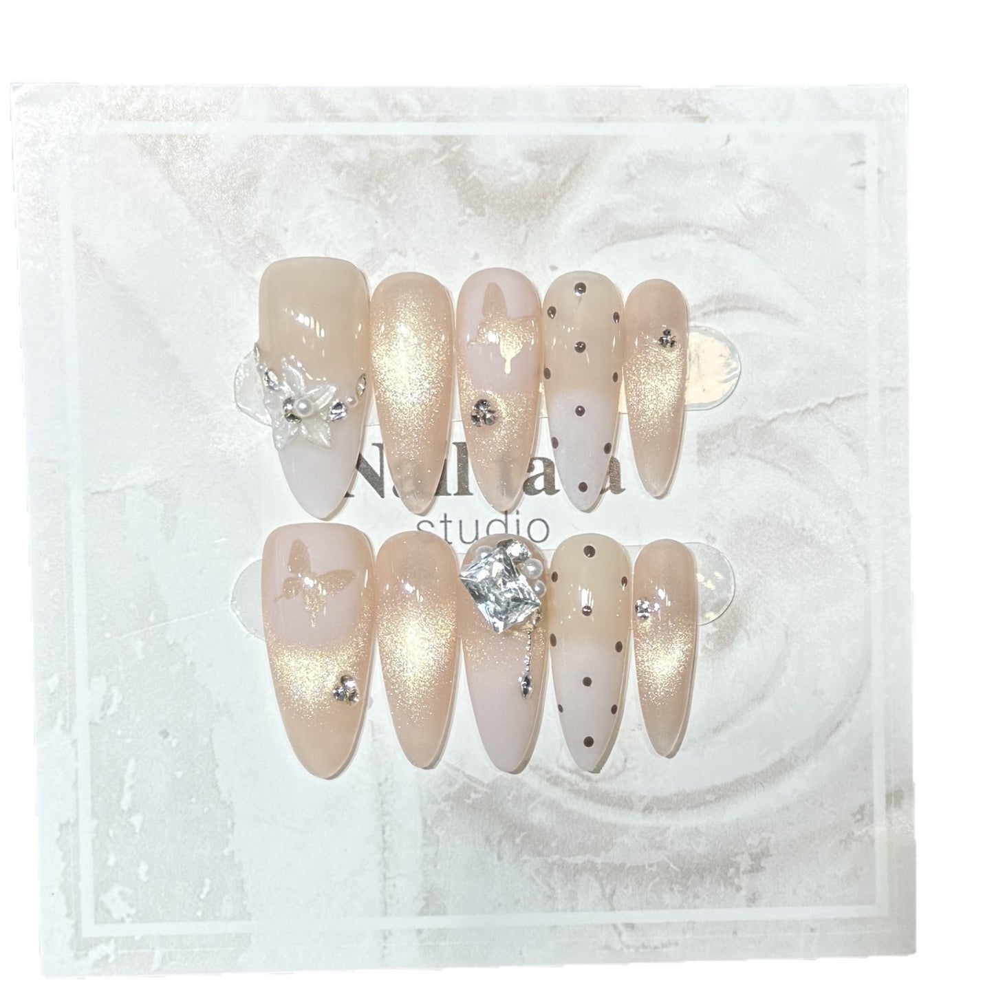 Elegant Press-On Nail Art Set with Decorative Floral Accents Acalora
