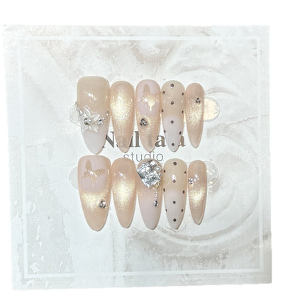 Elegant Press-On Nail Art Set with Decorative Floral Accents Acalora