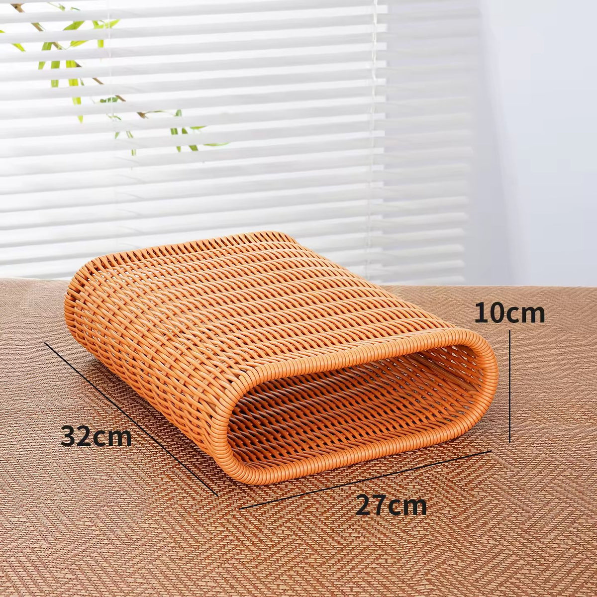 Decorative Woven Acalora