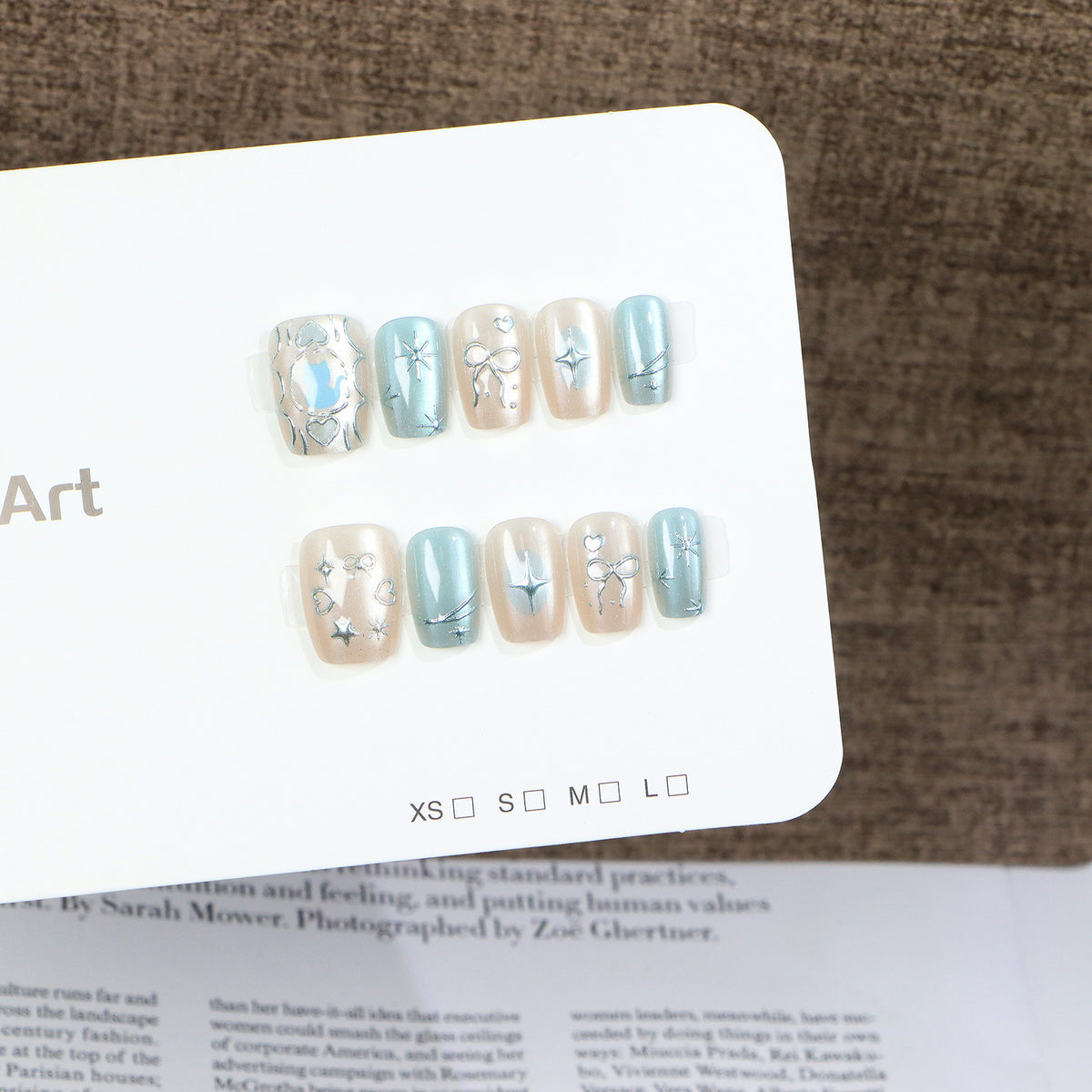 Artistic Themed Press-On Nail Art Set Acalora