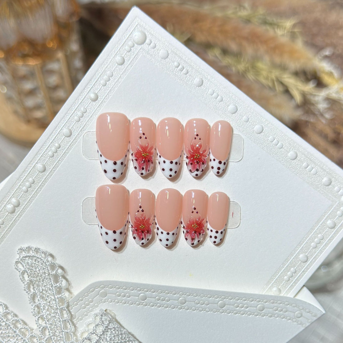 Elegant Floral Press-On Nails Acalora