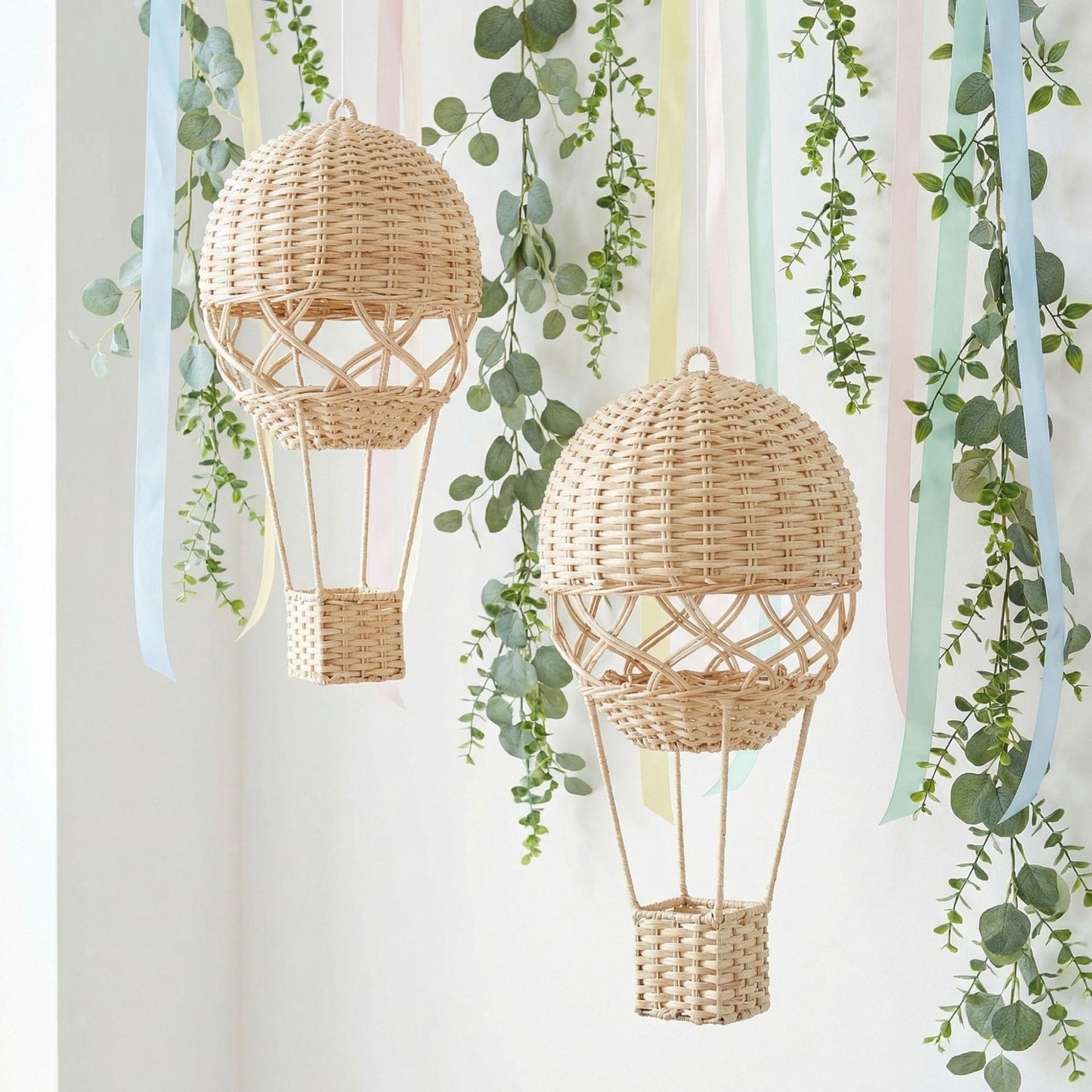 Hanging lamp in the form of a hot air balloon Acalora