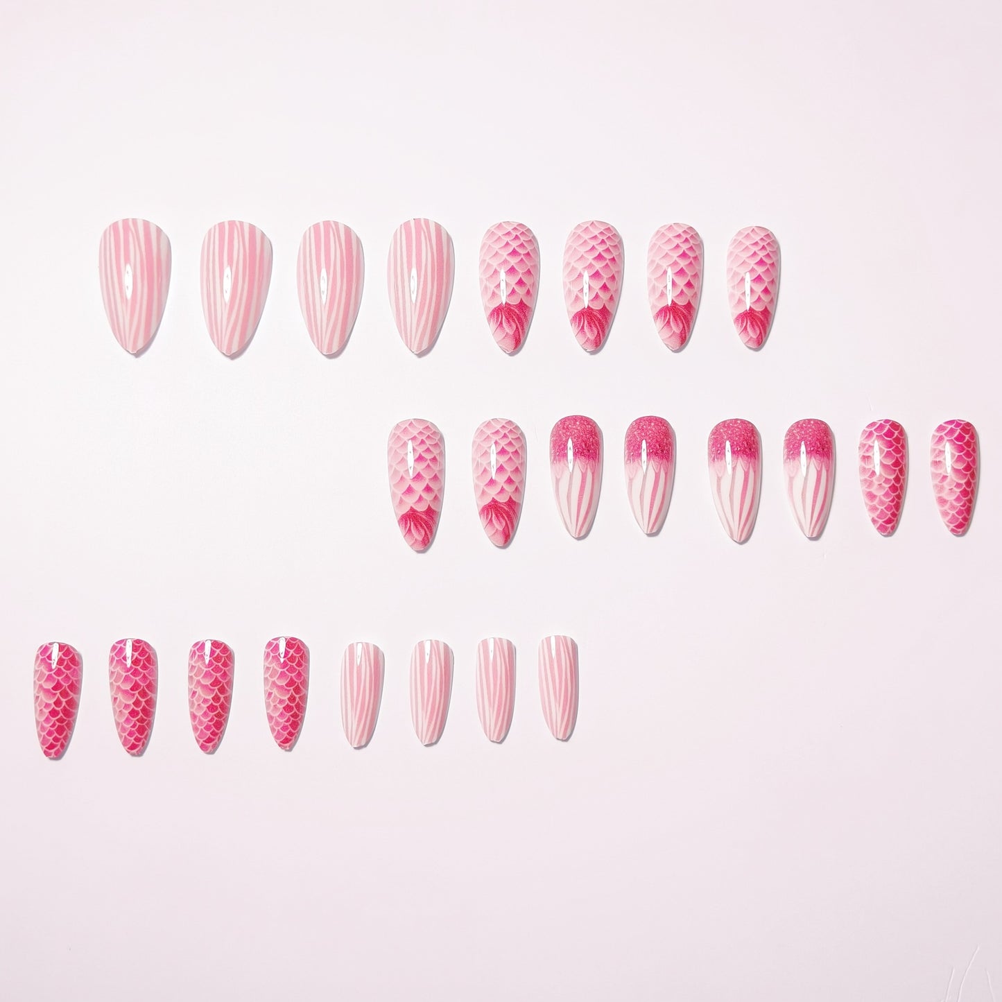 Intricate Scaled Nail Art Design Acalora