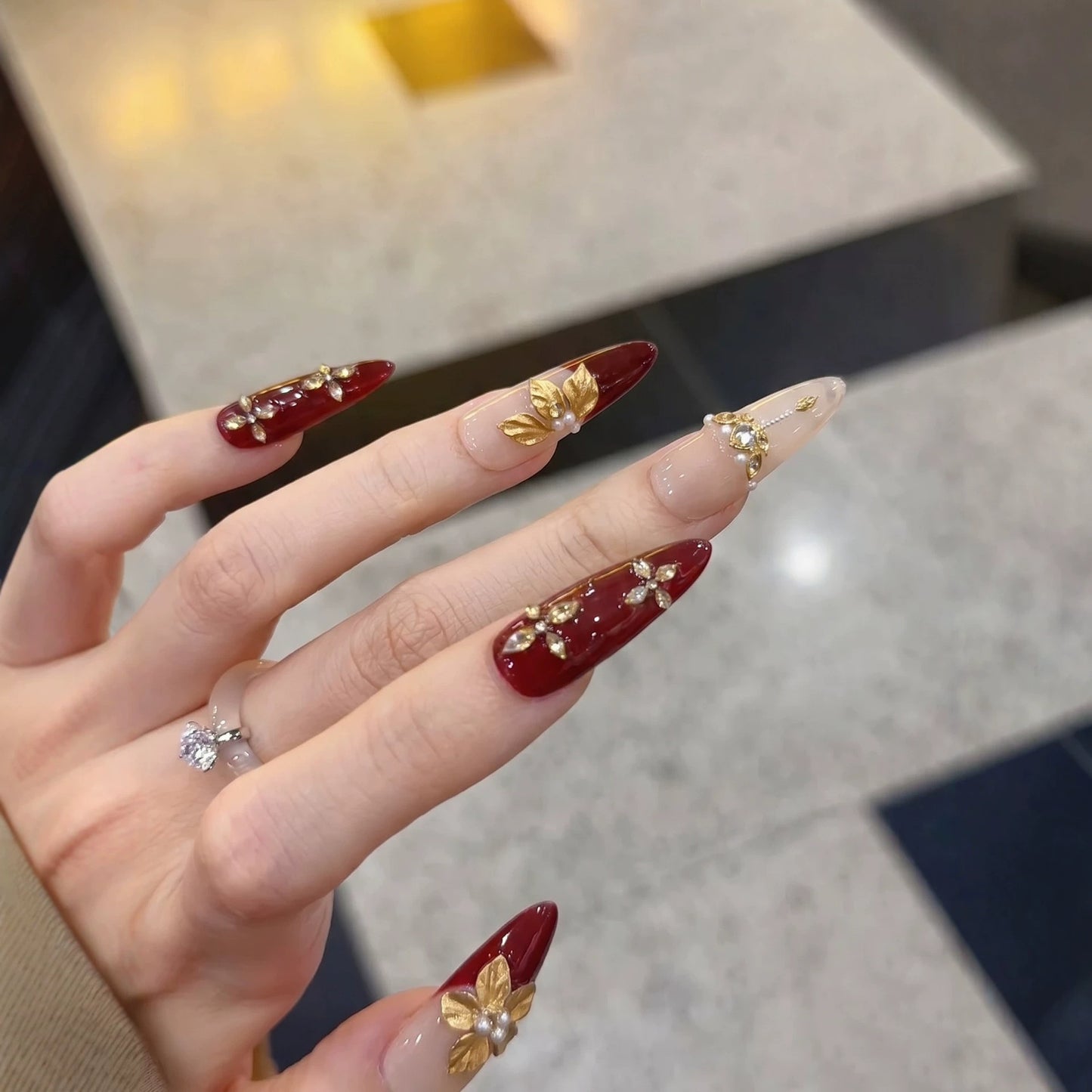 Glamourous Decorative Stiletto Nail Art Kit Acalora
