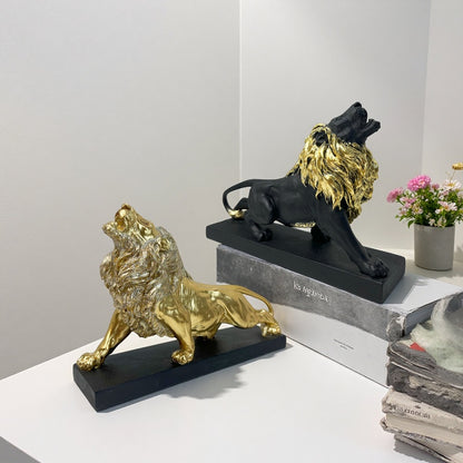 Decorative lion figure with golden details Acalora