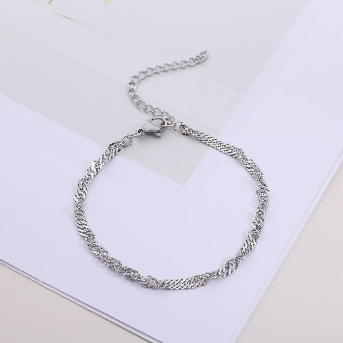 Textured Twisted Chain Bracelet Acalora