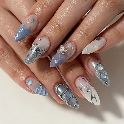 Nail art set with glamorous 3D decorations and elegant accents Acalora