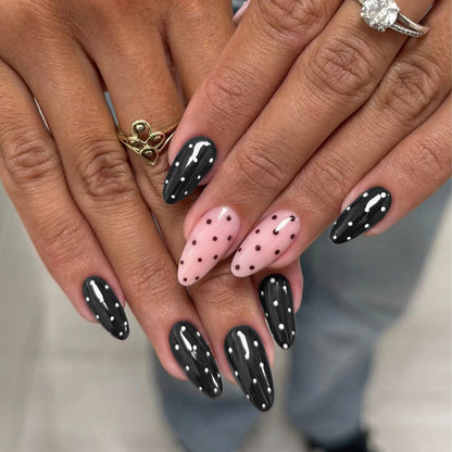 Trendy Polka Dot Press-On Nail Set Acalora