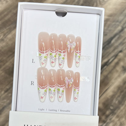 Elegant Floral Stiletto Press-On Nail Art Set Acalora