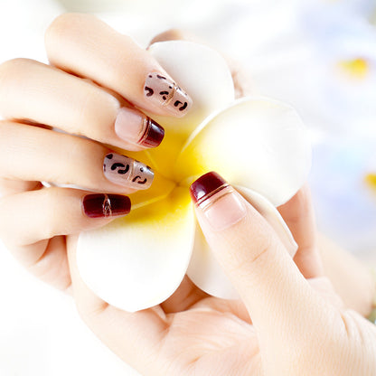 Artistic Press-On Nail Set with Leopard Design Acalora