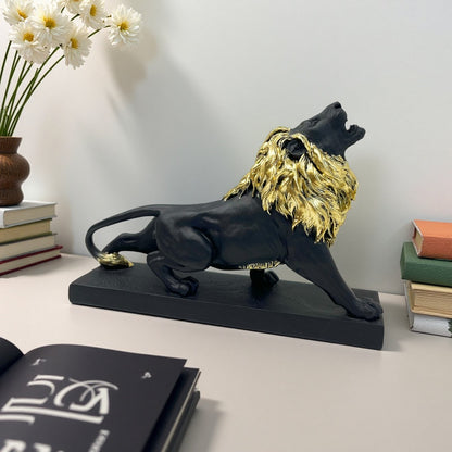 Decorative lion figure with golden details Acalora