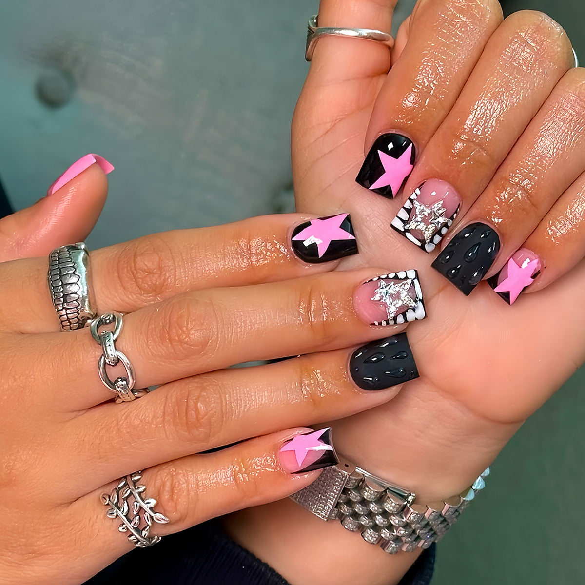 Artistic Press-On Nail Set with Star and Gem Accents Acalora