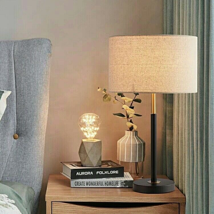 Modern Sleek Table Lamp