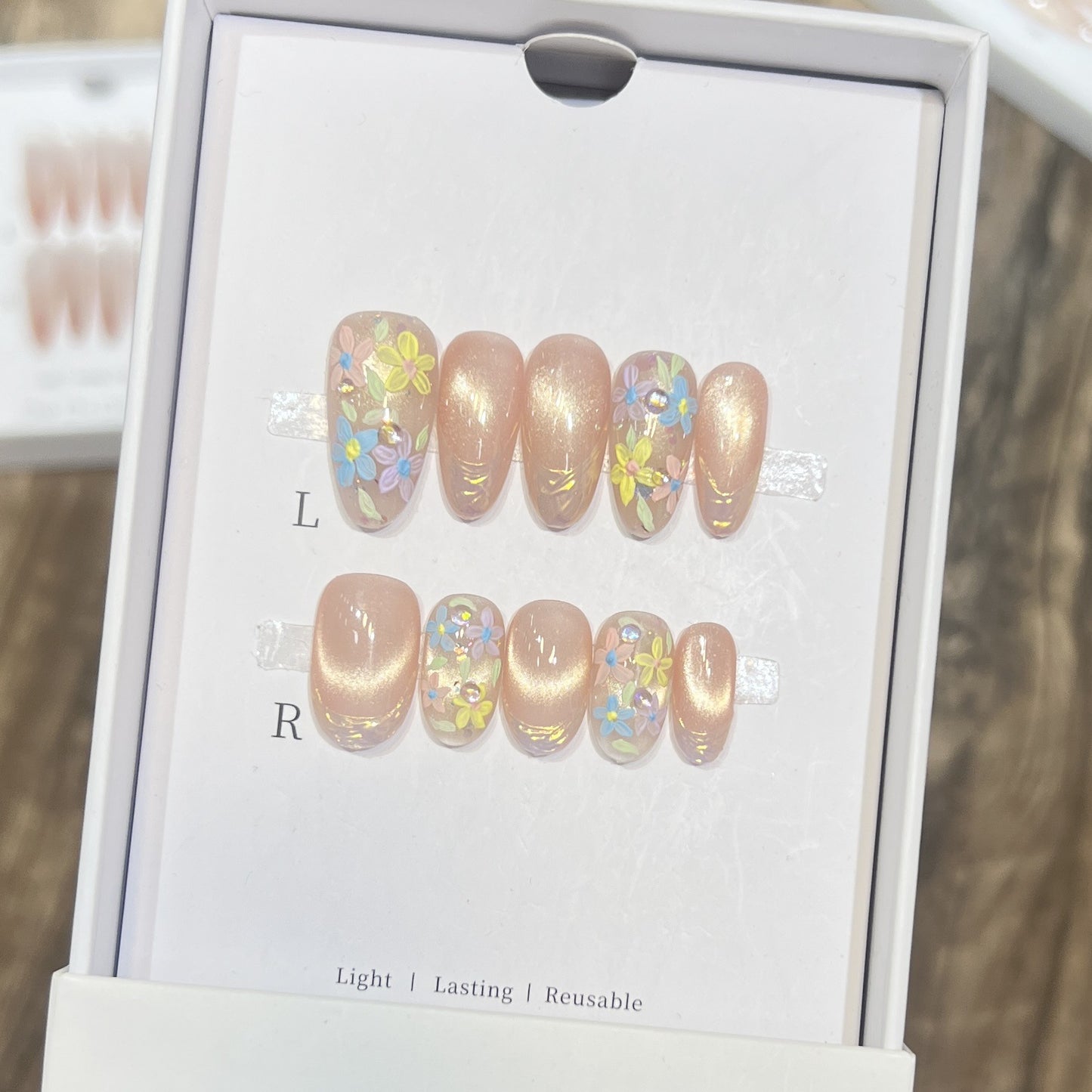 Floral Art Press-On Nail Set Acalora