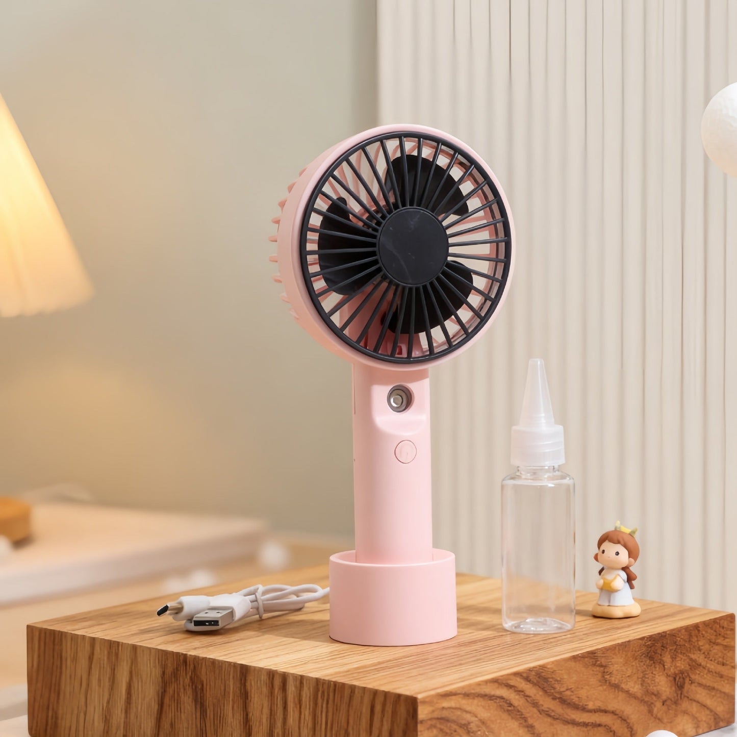 Women's portable hand fan with spray function Brehn