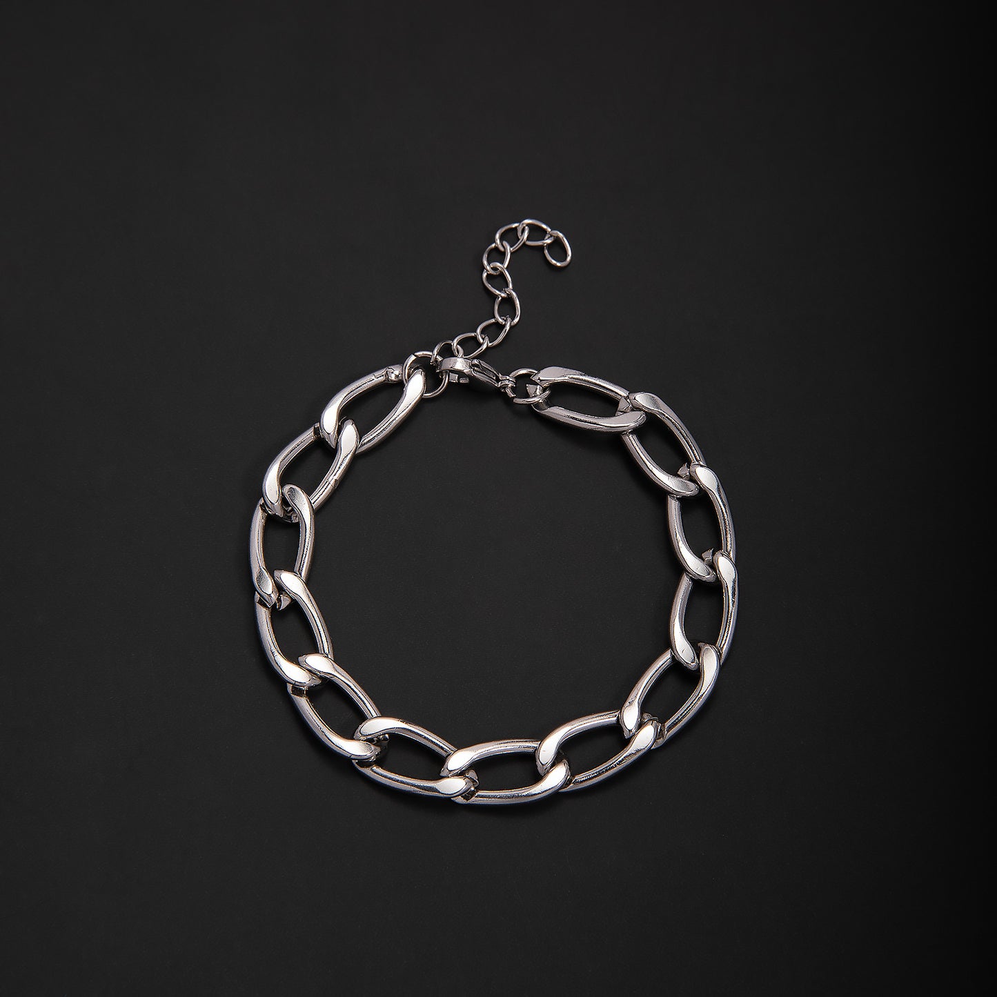 Interlaced Metal Link Bracelet Acalora