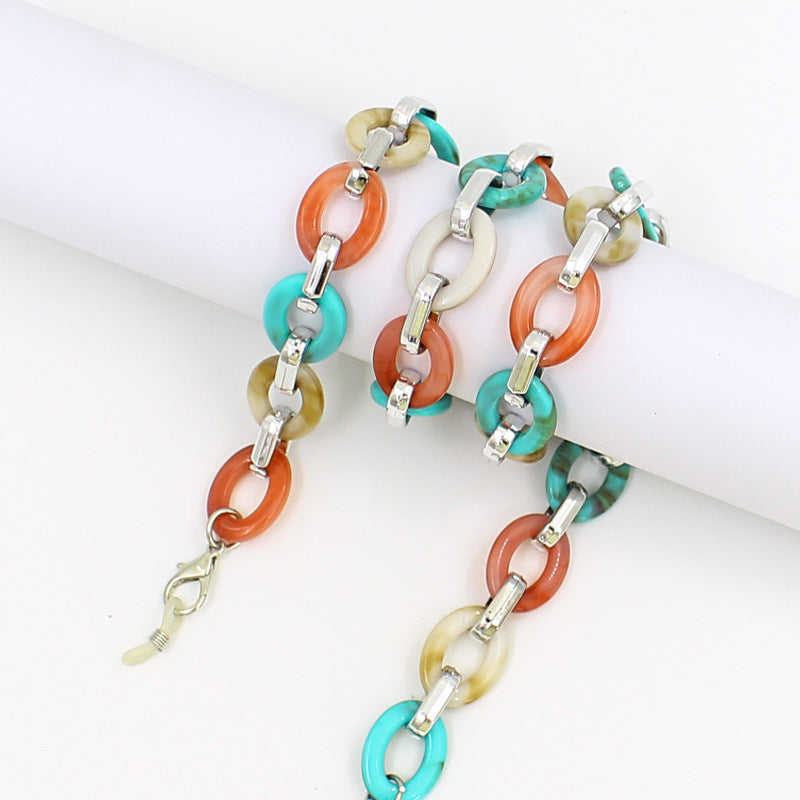 Elegant Chain Eyewear Holder Acalora