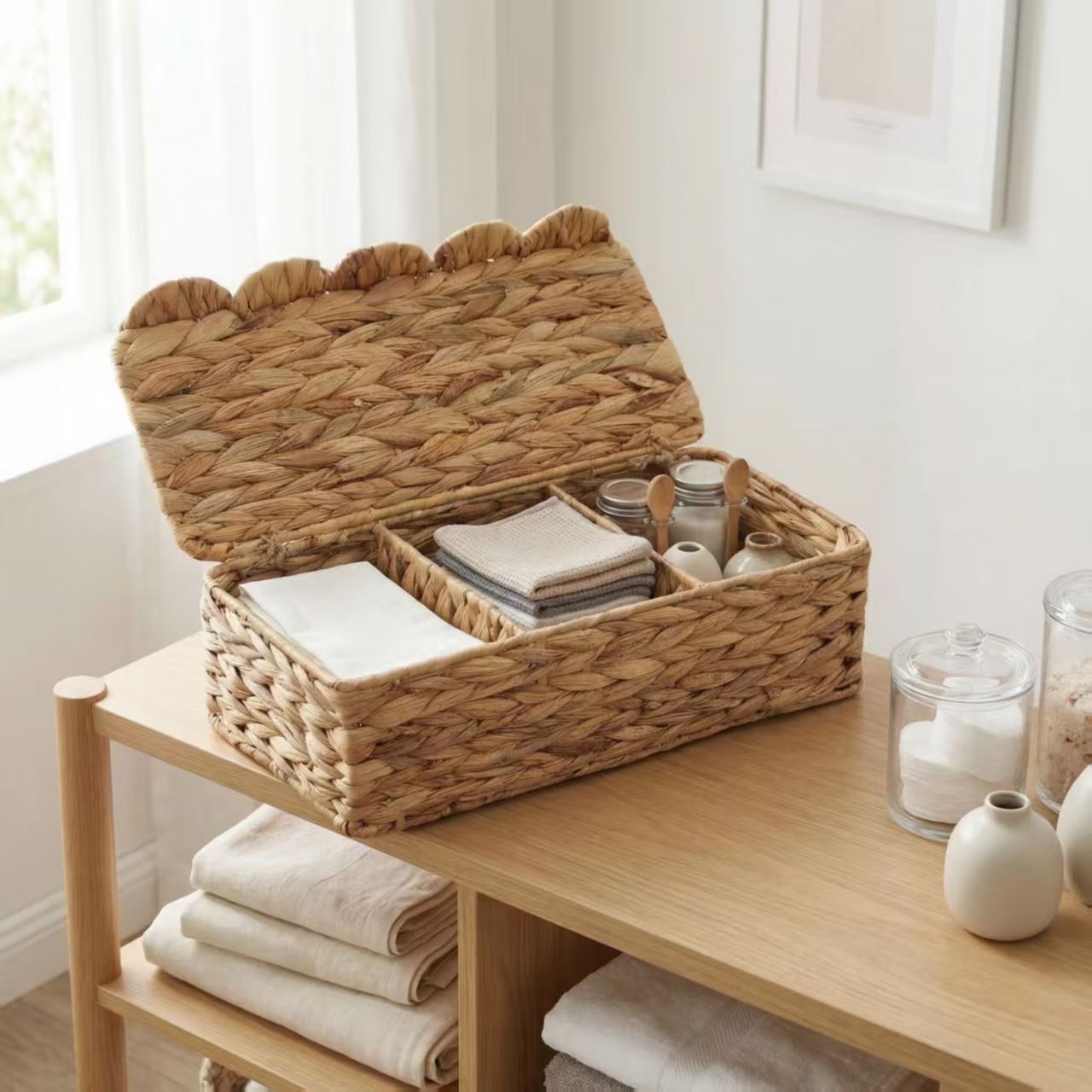 Storage basket with lid Acalora