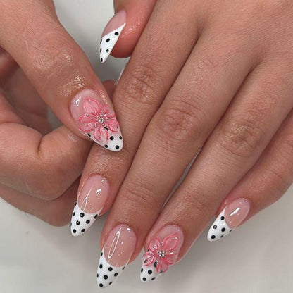 Artificial nails with floral accent and elegant tip Acalora