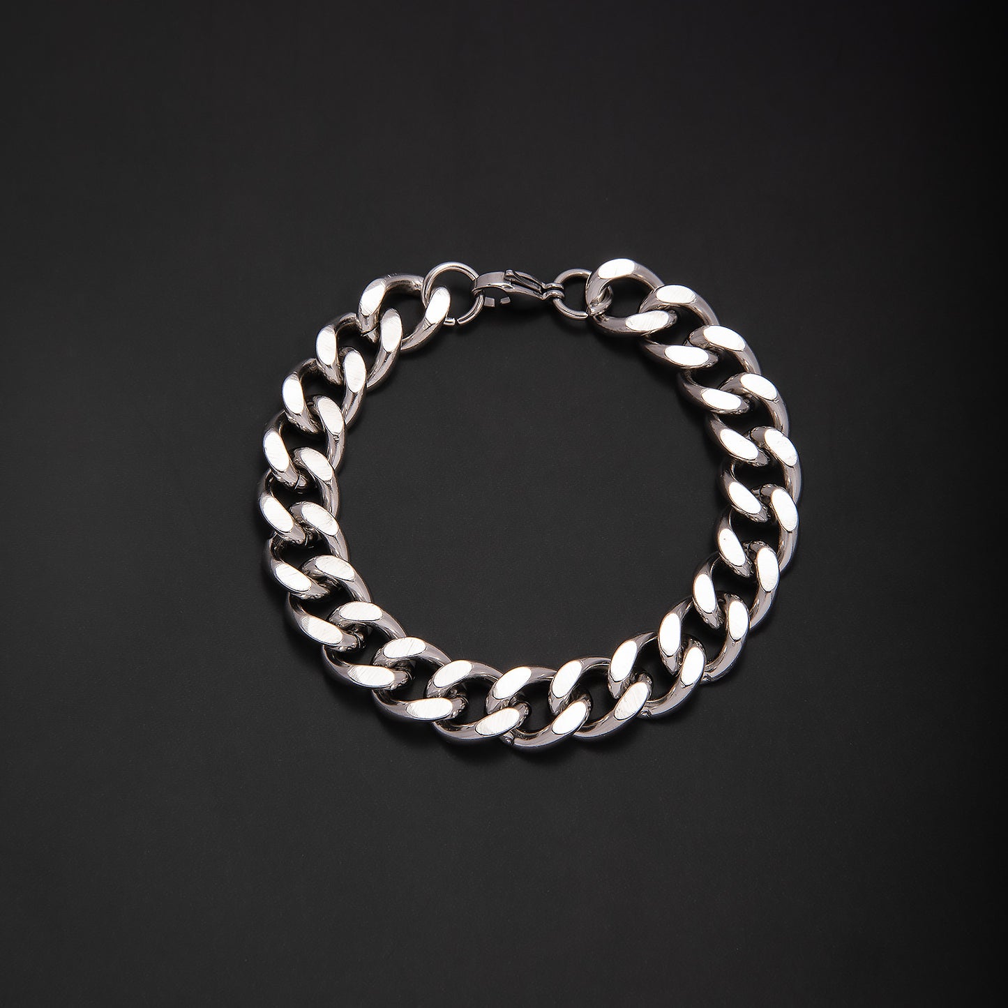 Bold Cuban Link Chain Bracelet Acalora