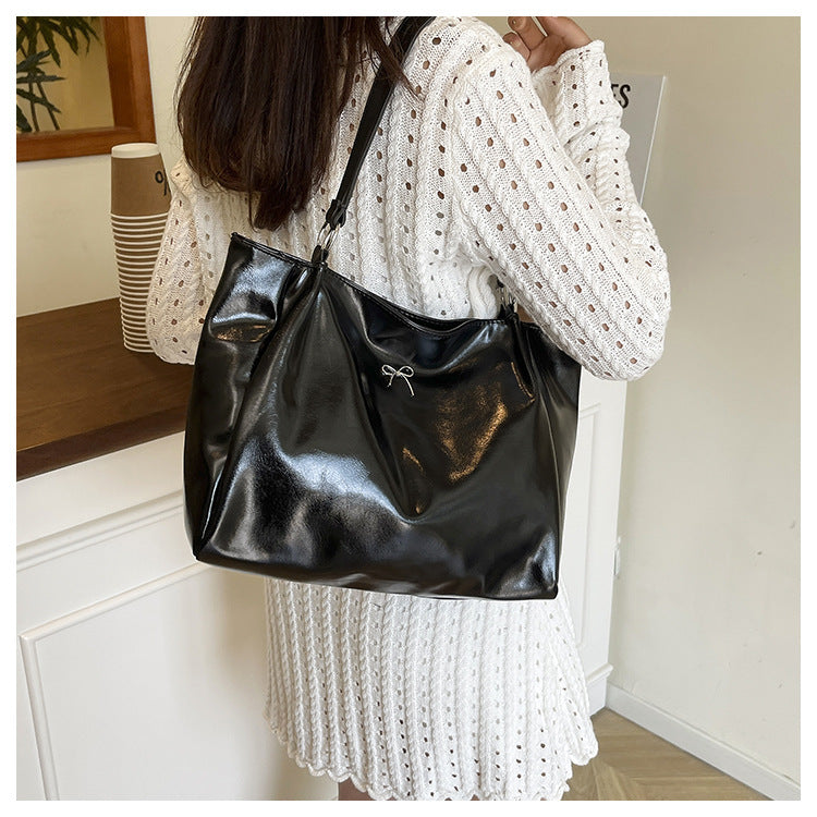 Elegant Glossy Hobo Handbag Acalora