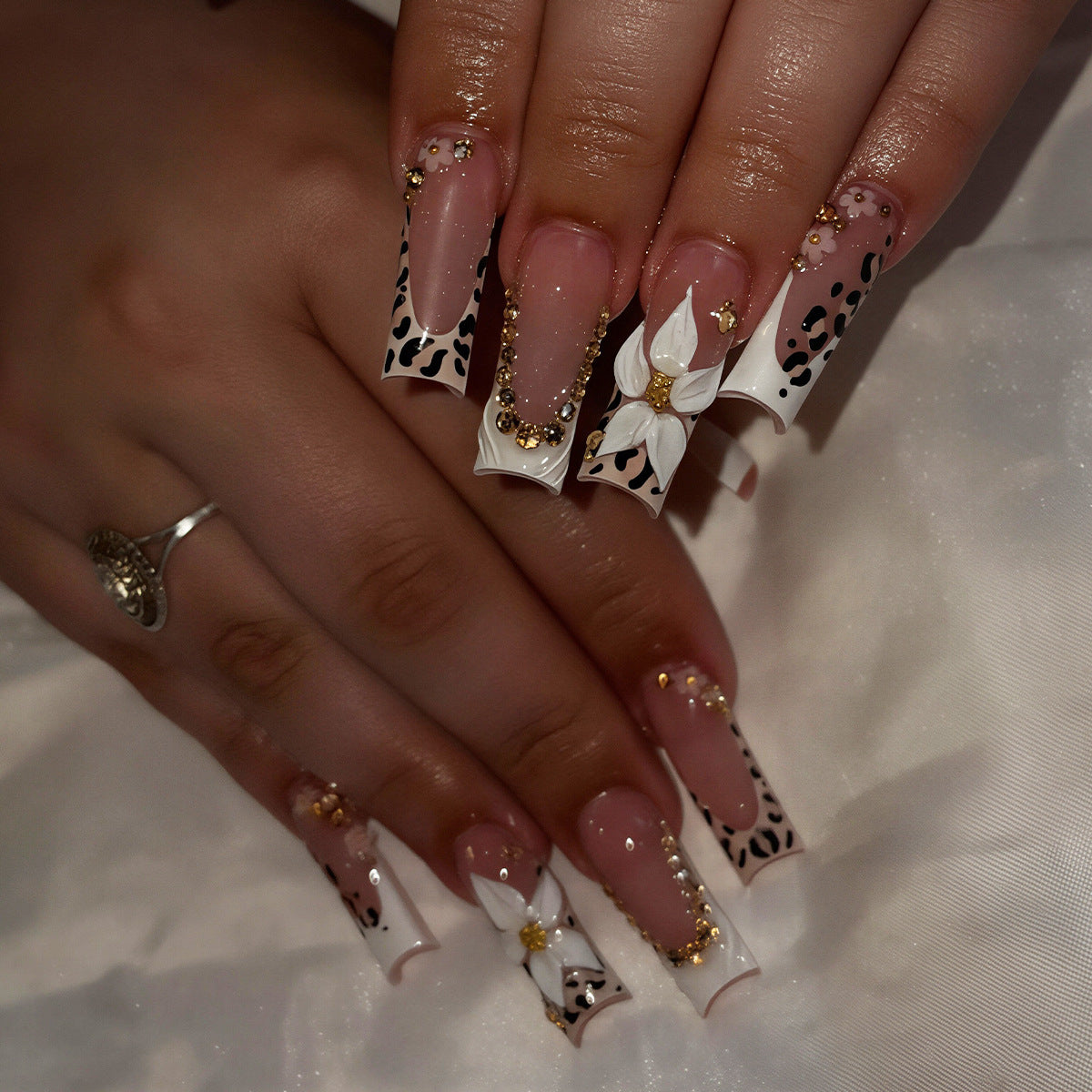 Artistic Nail Art Tips Acalora