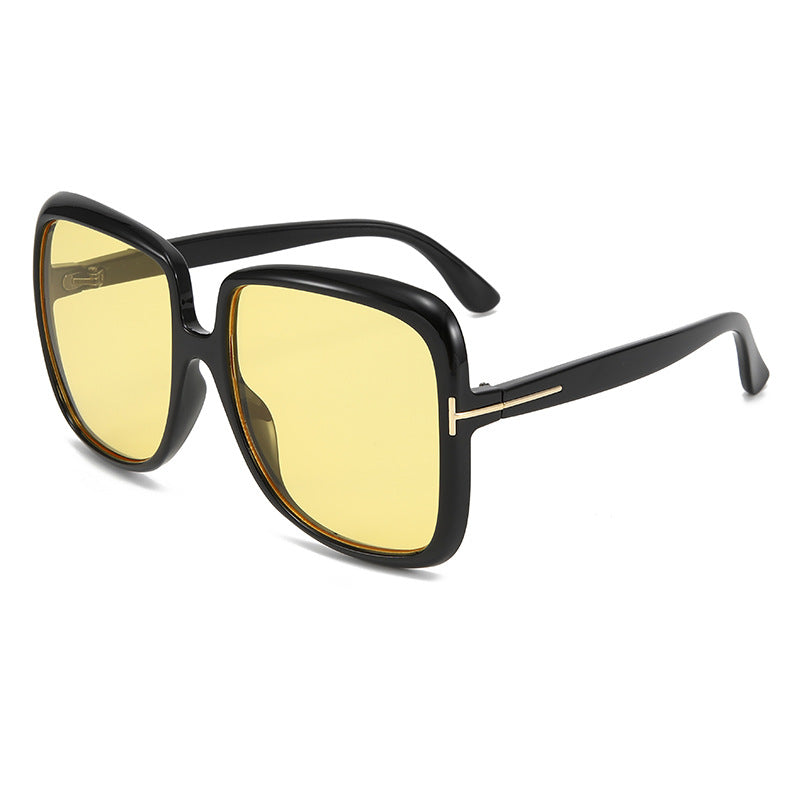 Women's elegant oversized sunglasses with filigree frame Skanto