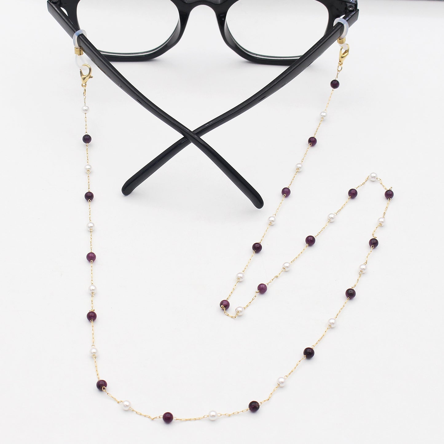 Elegant Multi-Color Eyewear Chain Acalora