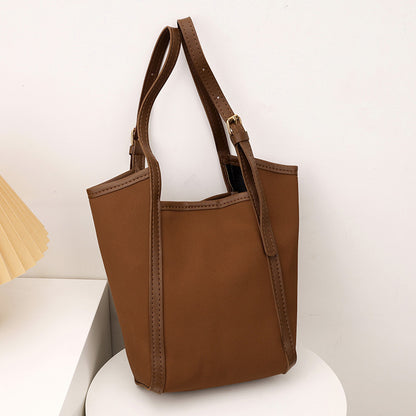 Minimalist Zip-Top Handbag Acalora