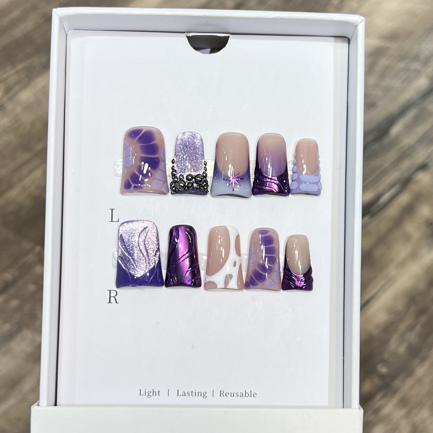 Playful Cartoon-Themed Press-On Nail Set Acalora
