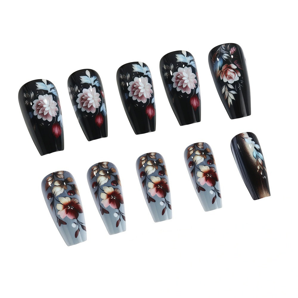 Artificial nails with floral design and luxurious finish Acalora