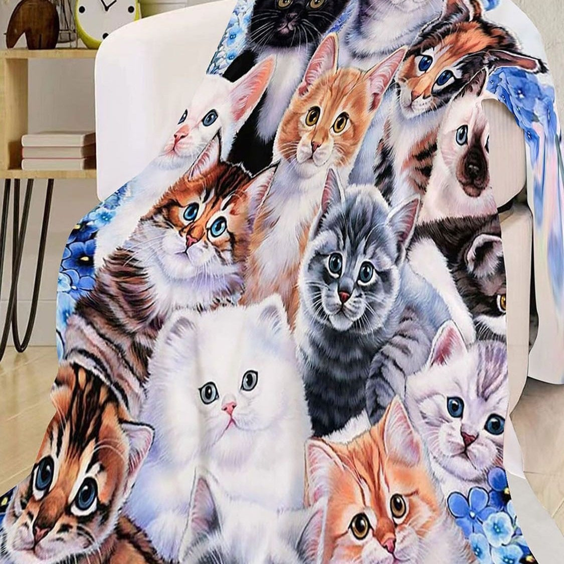 Artistic Cat-Themed Fleece Throw Blanket