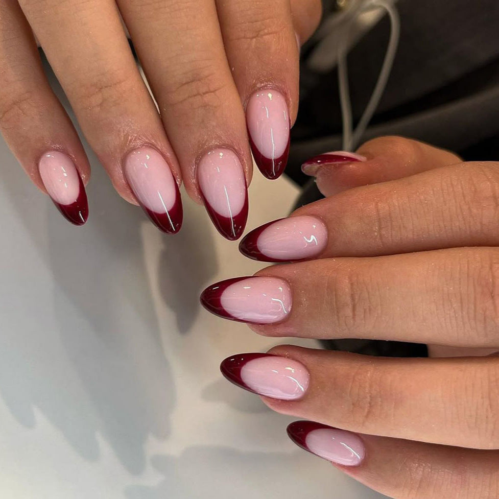 Artificial nails with elegant French tips design Acalora