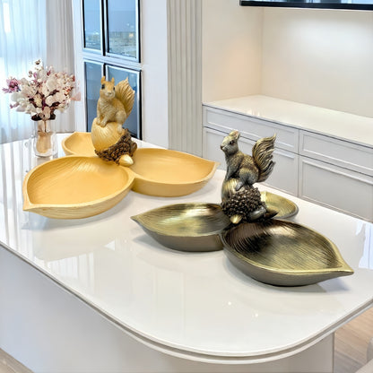 Decorative bowl with squirrel motif Acalora