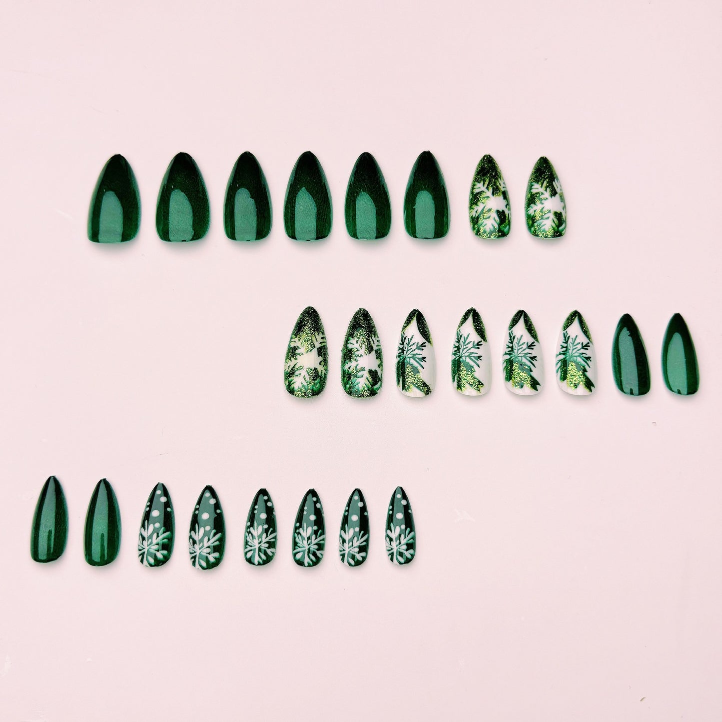 Festive Winter-Themed Nail Art Acalora 1788155575