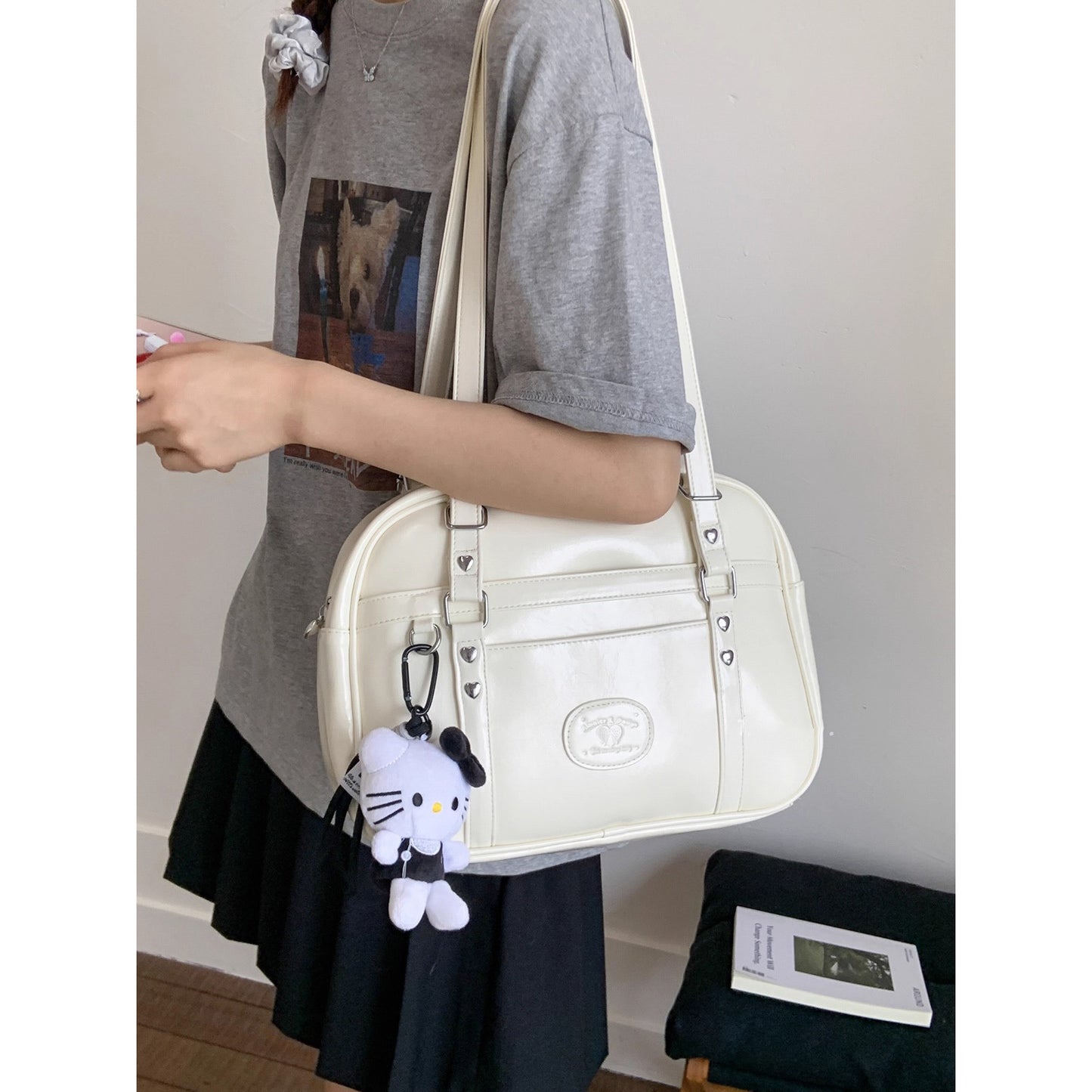 Stylish Functional Handbag Acalora