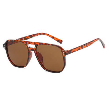 Women's oversized sunglasses with geometric design and UV protection Karnz