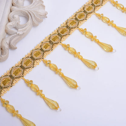 Embellished lace edge Acalora