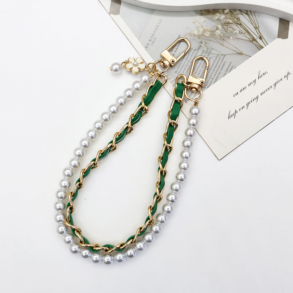 Stylish Pearl-Embellished Eyewear Chain Acalora