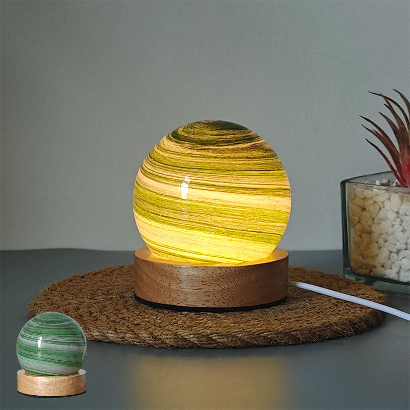 Skanto | Fortryllende Planet Lampe – Et Univers av Farger og Drømmer