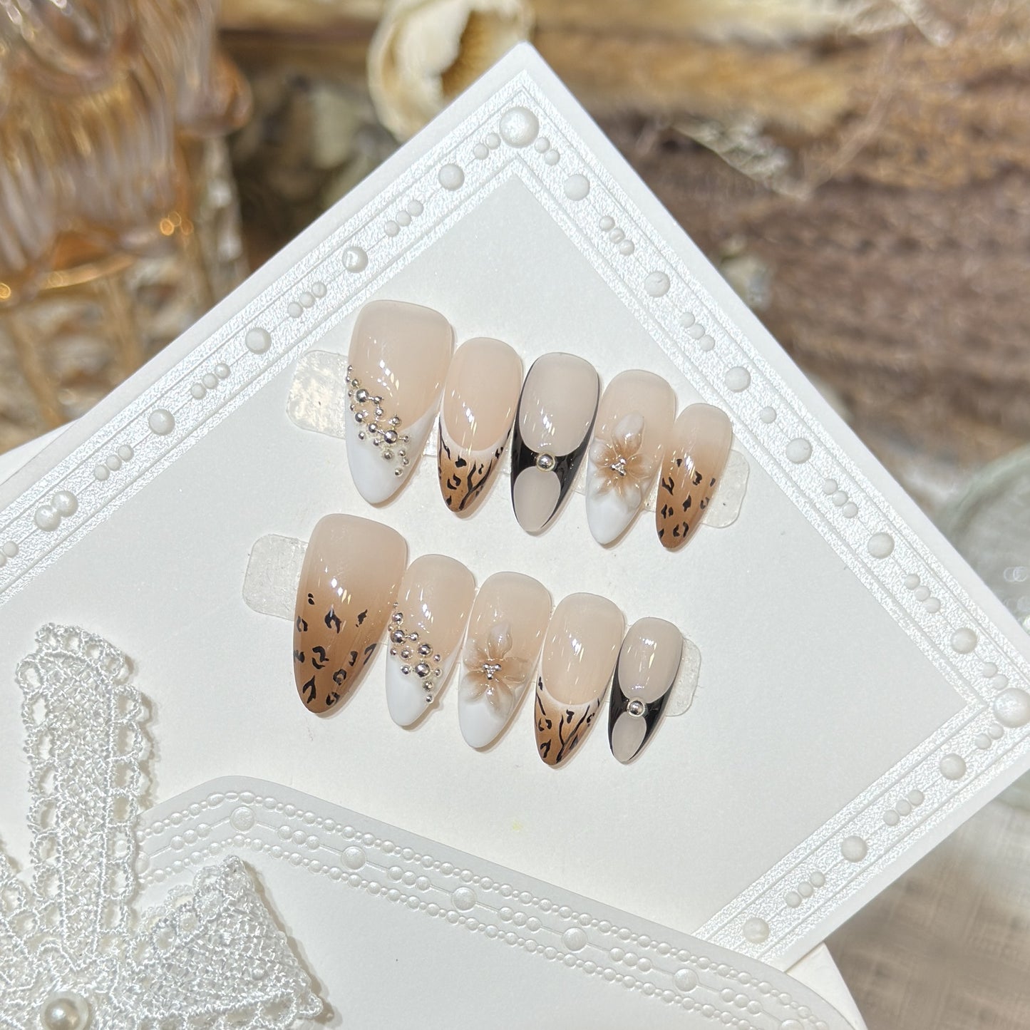 Artistic Leopard-Print Press-On Nail Set Acalora