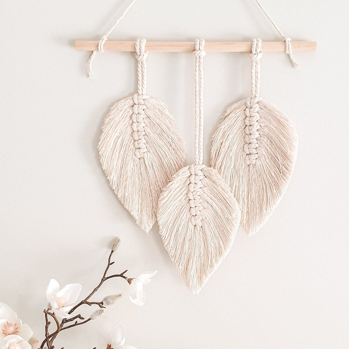 Decorative Leaf Macrame Wall Hanging Acalora