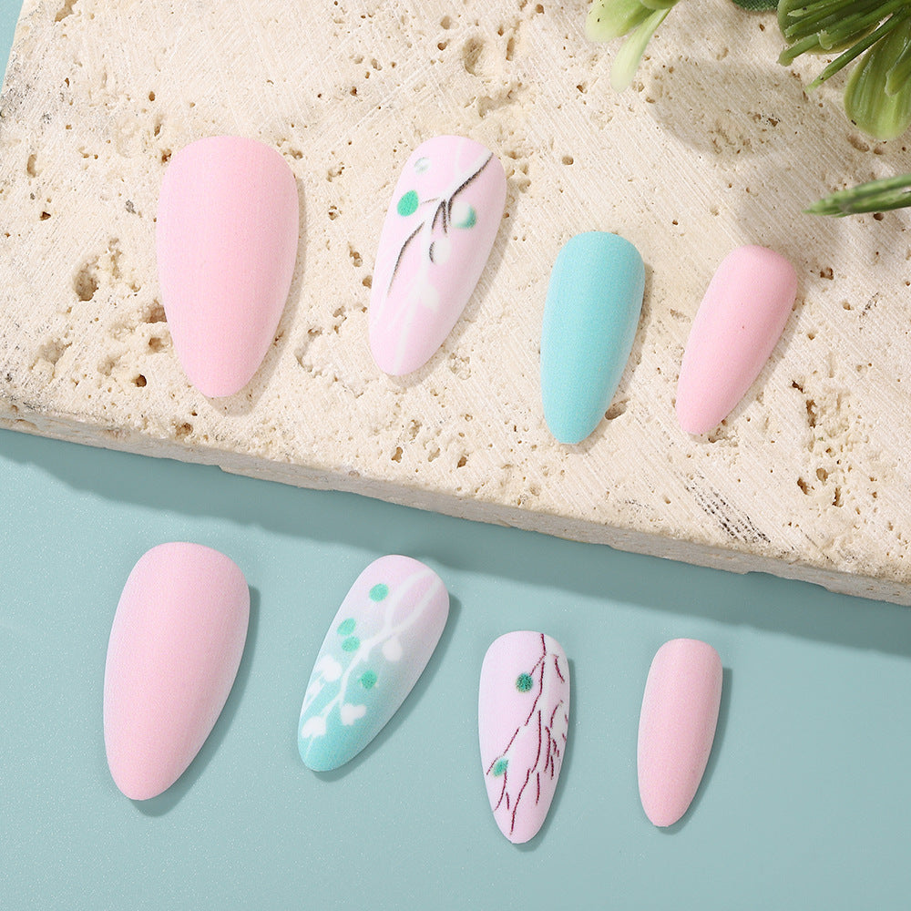Artificial nails in romantic floral design Acalora