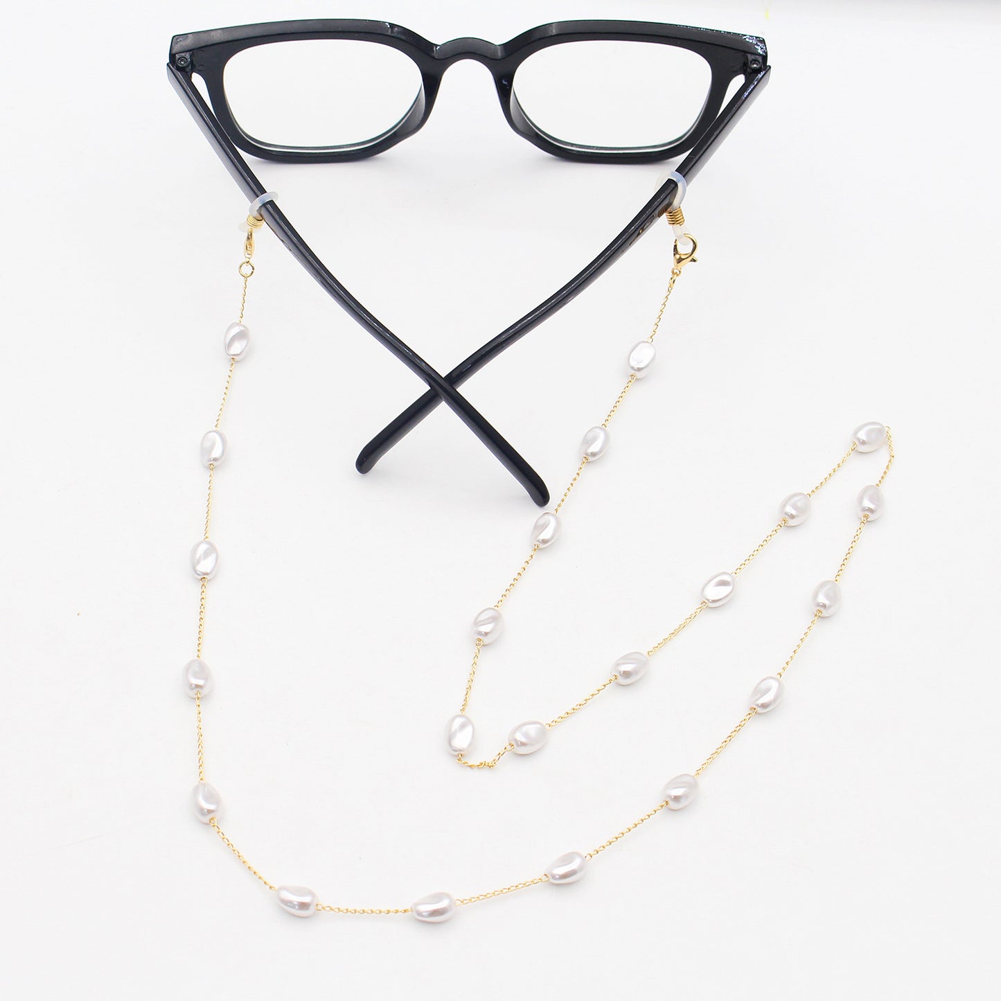 Pearl-Accented Eyewear Chain Acalora