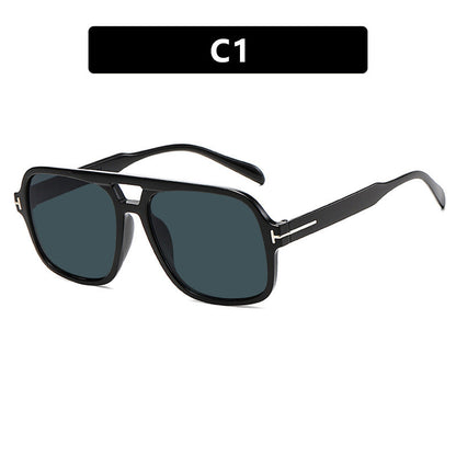 Women's stylish sunglasses in a striking rectangular design Karnz
