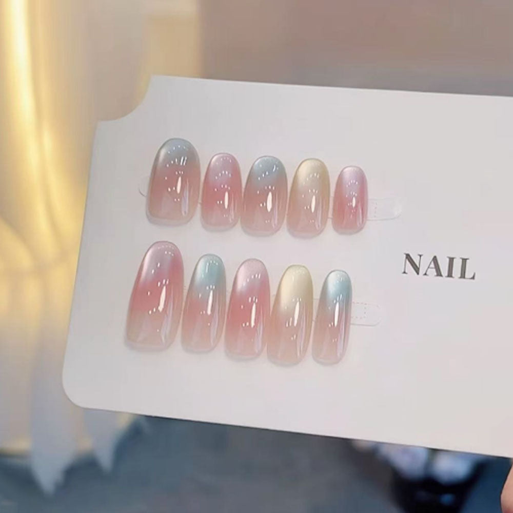 Artificial nails in elegant Ombre style Acalora