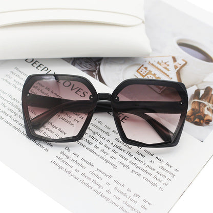 Ladies Designer Sunglasses in Elegant Hexagon Design Bowlift