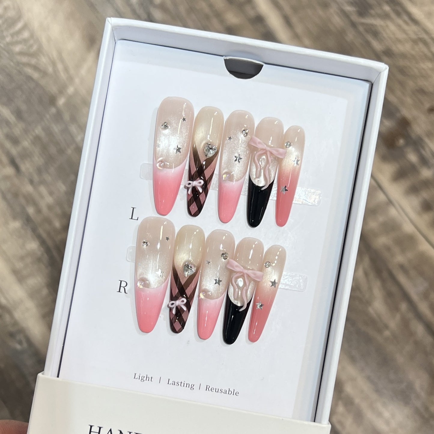 Premium Decorative Stiletto Press-On Nail Set Acalora